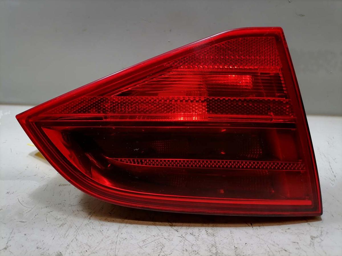 Audi A4 8K B8 original Rücklicht Rückleuchte Schlussleuchte links innen Kombi Bj.2010